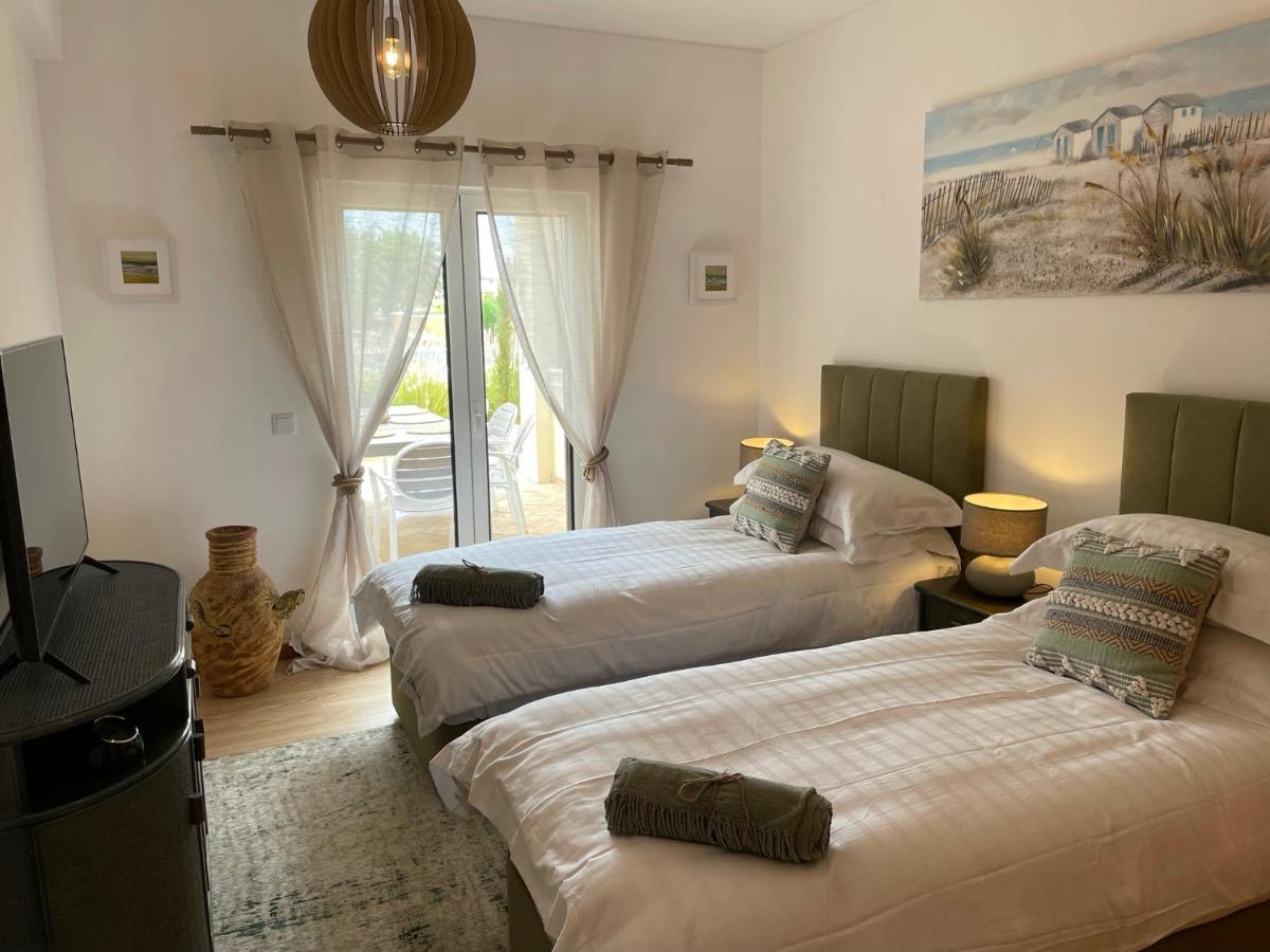אלבופיירה Villa Cascata, 3 Bedroom, Pool, Close To Olhos De Agua מראה חיצוני תמונה