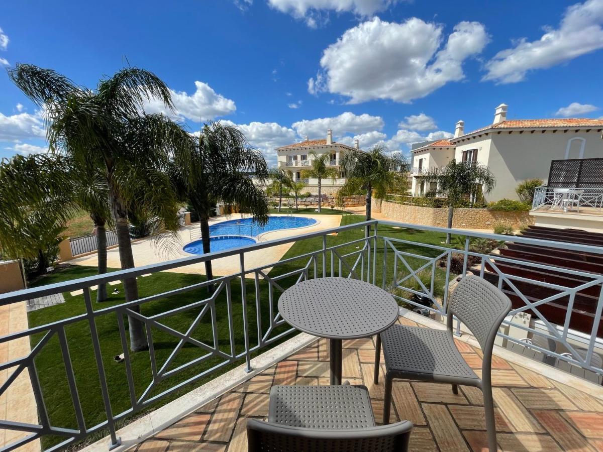 אלבופיירה Villa Cascata, 3 Bedroom, Pool, Close To Olhos De Agua מראה חיצוני תמונה