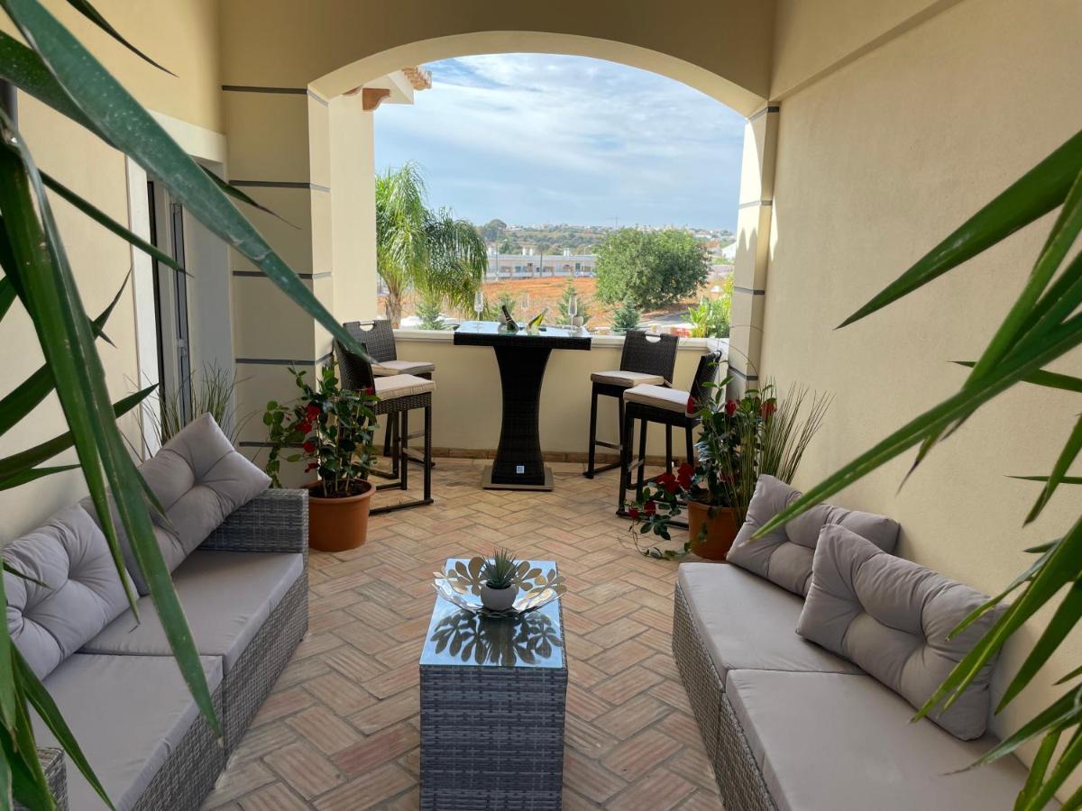 אלבופיירה Villa Cascata, 3 Bedroom, Pool, Close To Olhos De Agua מראה חיצוני תמונה