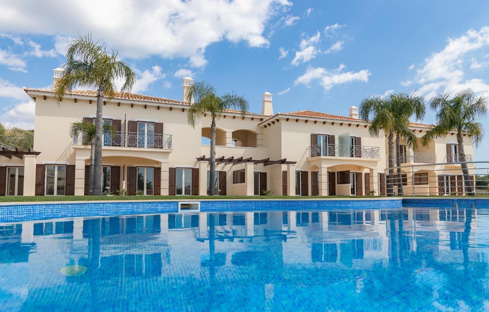 אלבופיירה Villa Cascata, 3 Bedroom, Pool, Close To Olhos De Agua מראה חיצוני תמונה